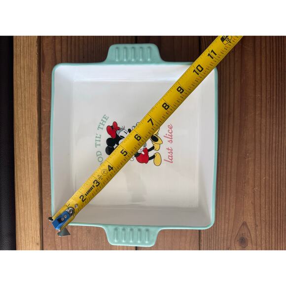 DISNEY EATS Mickey & Minnie Mouse Ceramic Baking Dish "Good Till the Last Slice" - Picture 9 of 9